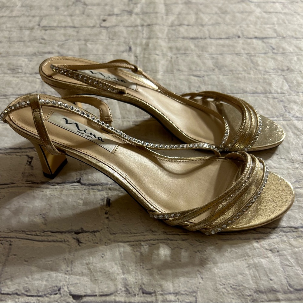 NINA NEW YORK GOLD METALLIC WITH RHINESTONES STRAPY HEEL SANDALS DRESSY 8.5M